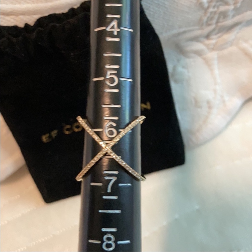 EFC yellow gold diamond X ring - Picture 2 of 3